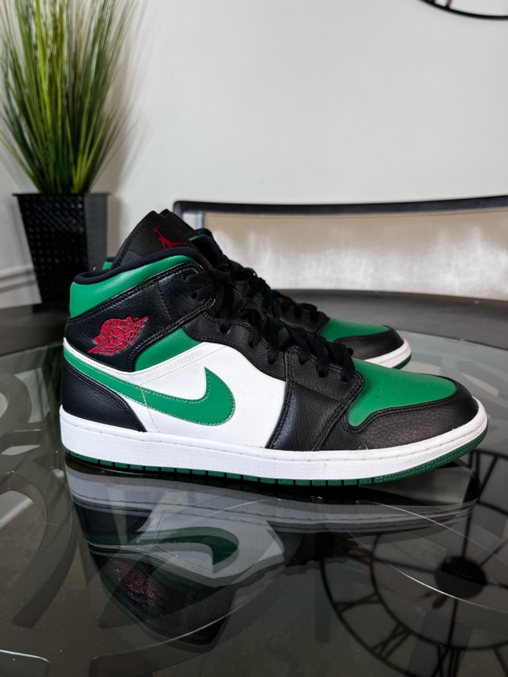 Nike Air Jordan 1 Mid Pine Green 2020 Green Black White Sz 13